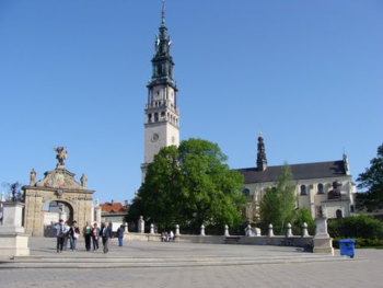 Widok na Jasną Górę z ul. 7 Kamienic